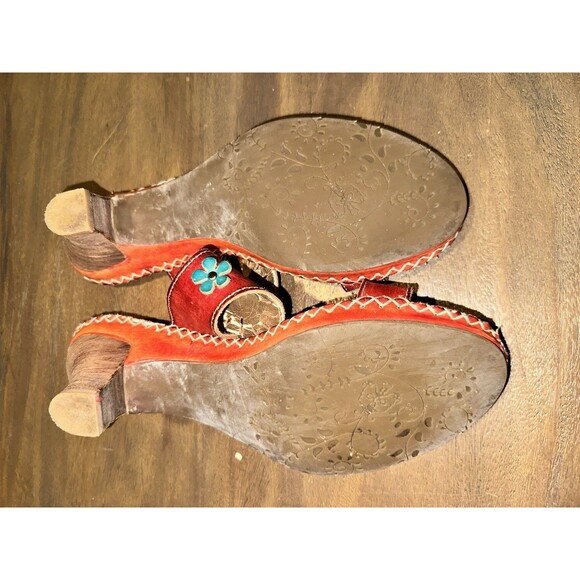 Spring step 42 sandals, Red Leather With Flowers *READ - Picture 7 of 8
